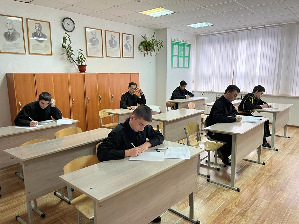 22 ноября с кадетами 7-х курсов проведена пробная работа по литературе в формате итогового сочинения 22 ноября с кадетами 7-х курсов проведена пробная работа по литературе в формате итогового сочинения.